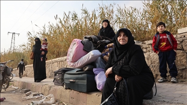 نزوح مدنيين من حيين يحتلهما "قسد" في حلب السورية