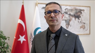 "يونس أمره" يطلق منصة لتعليم التركية بالذكاء الاصطناعي في 2026 