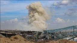 İsrail ordusu, Gazze Şeridi'nde ateşkese rağmen saldırılarını sürdürüyor