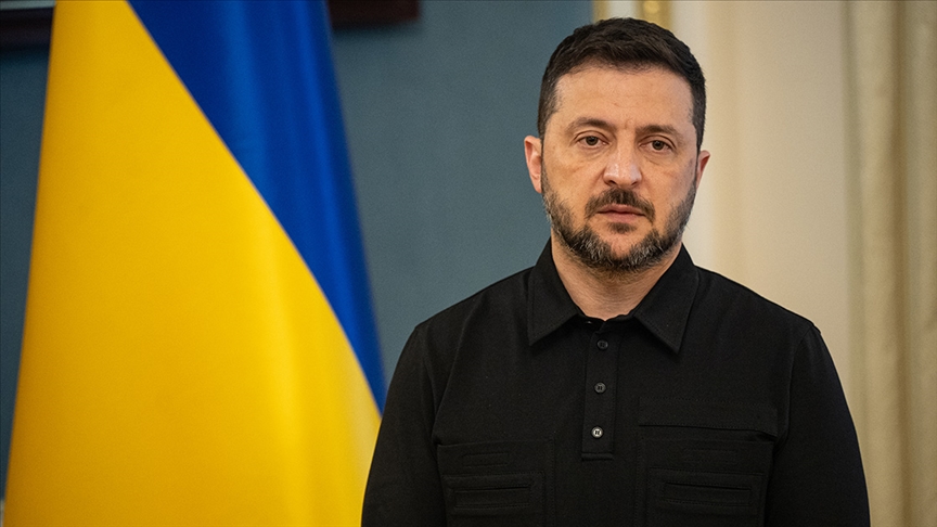 Zelenskiy, barış planının onaylanması için referandum düzenleyebileceklerini bildirdi