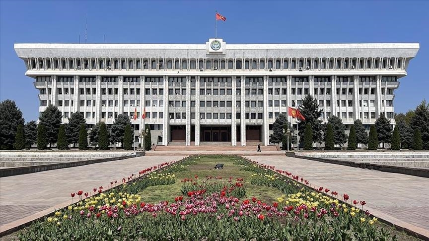 Парламент Кыргызстана утвердил бюджет на 2026 год в объеме 12,6 млрд долларовa