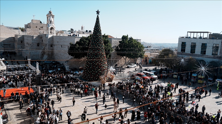 Betlehemi ringjall festimet e Krishtlindjeve për herë të parë që nga fillimi i luftës në Gaza