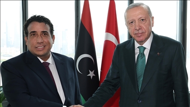Cumhurbaşkanı Erdoğan, Libya Başkanlık Konseyi Başkanı Menfi ile telefonda görüştü