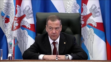 Медведев: Контракт о прохождении военной службы на сегодня заключили порядка 417 тыс. человек