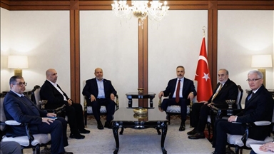 Le ministre turc des Affaires étrangères Fidan s’est entretenu avec une délégation du Hamas conduite par Khalil al-Hayya