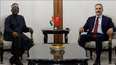 Ministri i Jashtëm turk takohet me homologun nga Nigeri në Ankara