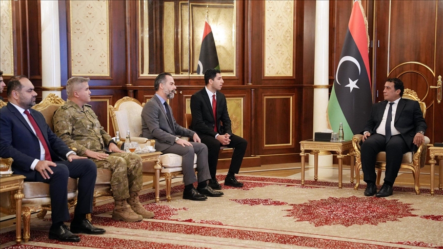 سفير تركيا بطرابلس: أنقرة تواصل التحقيقات بتحطم طائرة الوفد الليبي