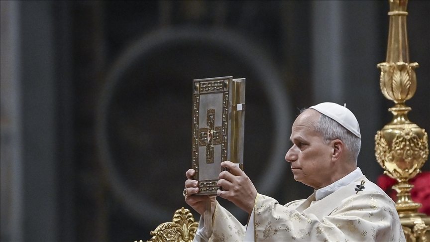 Le pape Léon XIV dénonce « l’absurdité » des discours de guerre lors de la messe de Noël