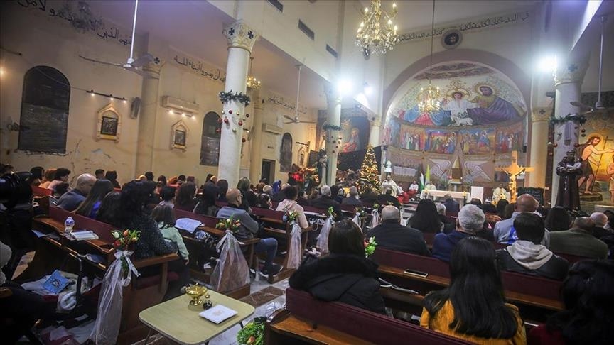 مسیحیان غزه در شب کریسمس در میان ویرانی‌های ناشی از حملات اسرائیل، برای برقراری صلح دعا کردند