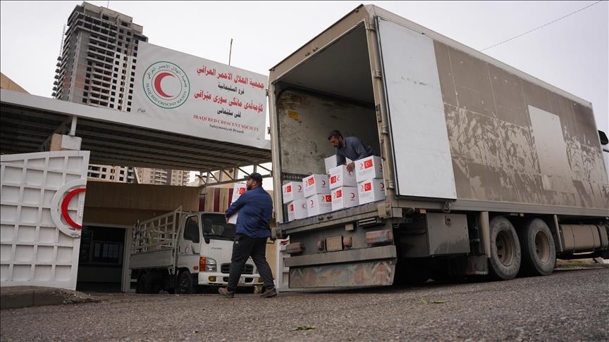 Турецкий Красный Полумесяц доставил помощь пострадавшим от наводнения в Ираке