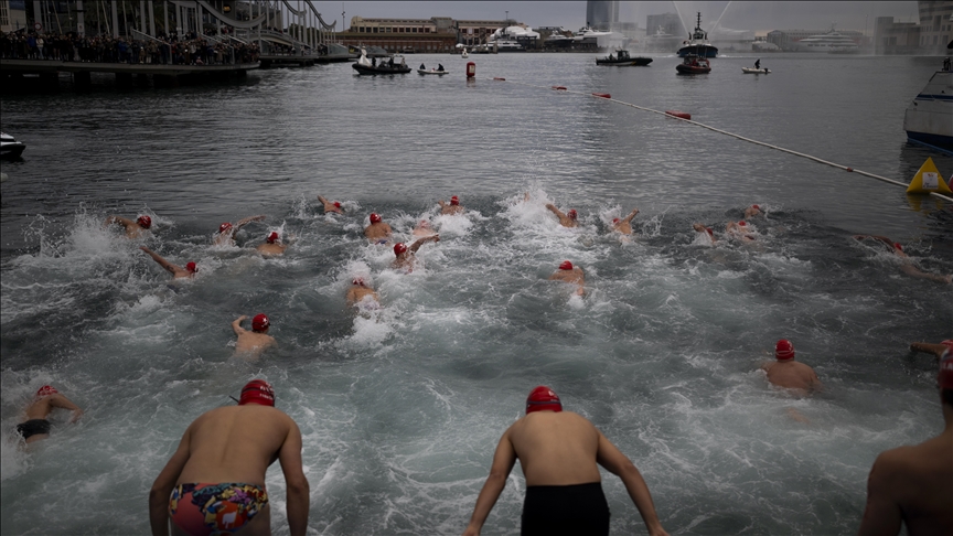  Барселона домаќин на Копа Надал, традиционален натпревар во пливање