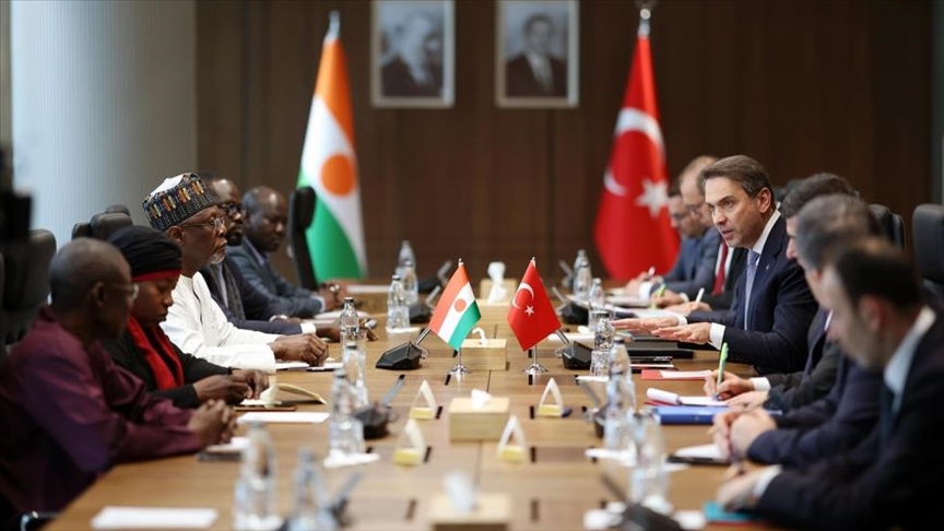 تركيا والنيجر تبحثان التعاون في مجال الطاقة