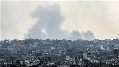 İsrail ordusu, Gazze Şeridi'nin farklı bölgelerini hava saldırılarıyla hedef aldı