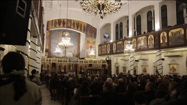 احتفالات عربية بعيد الميلاد ودعوات للسلام في مناطق النزاع