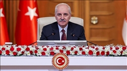 قورتولموش يعزي تكالة في مصرع الوفد العسكري الليبي