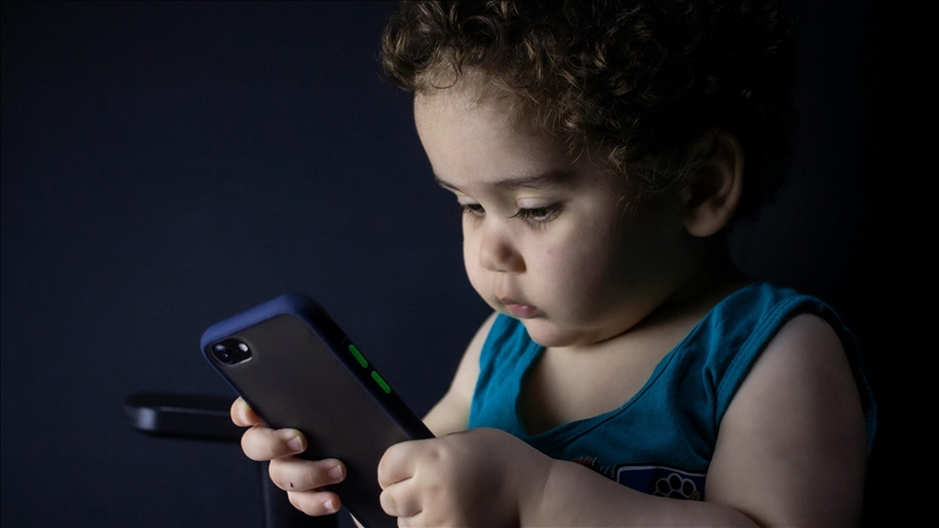 Almanya Dijital İşler Bakanı çocuklar için sosyal medya yasağı tartışmalarını destekliyor