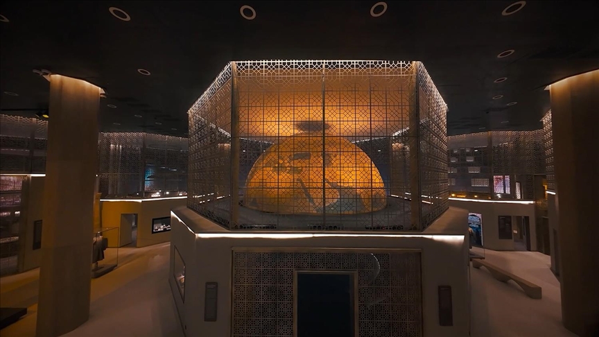 Узбекские специалисты восстановили глобус Беруни тысячелетней давности