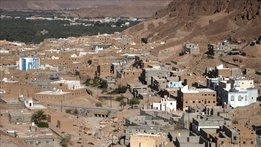 لأول مرة.. قصف جوي يستهدف مواقع تتبع "الانتقالي" في حضرموت