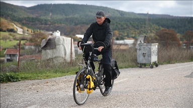 Balıkesir'den umreye gitmek için bisikletiyle 3 bin 450 kilometre katetti