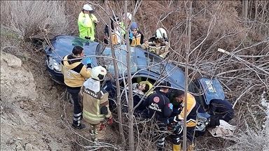 Ankara'da devrilen otomobildeki 3 kişi öldü
