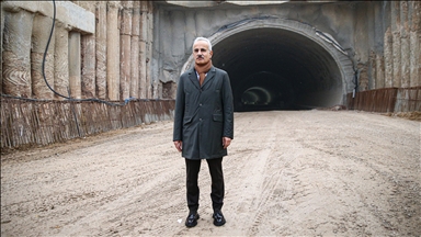 Bakan Uraloğlu, Hatay'da İskenderun-Antakya Otoyolu Projesi'ndeki çalışmaları inceledi