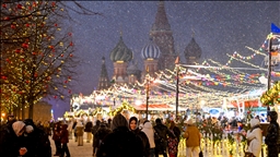 موسكو تتزين بالأضواء لاستقبال العام الجديد