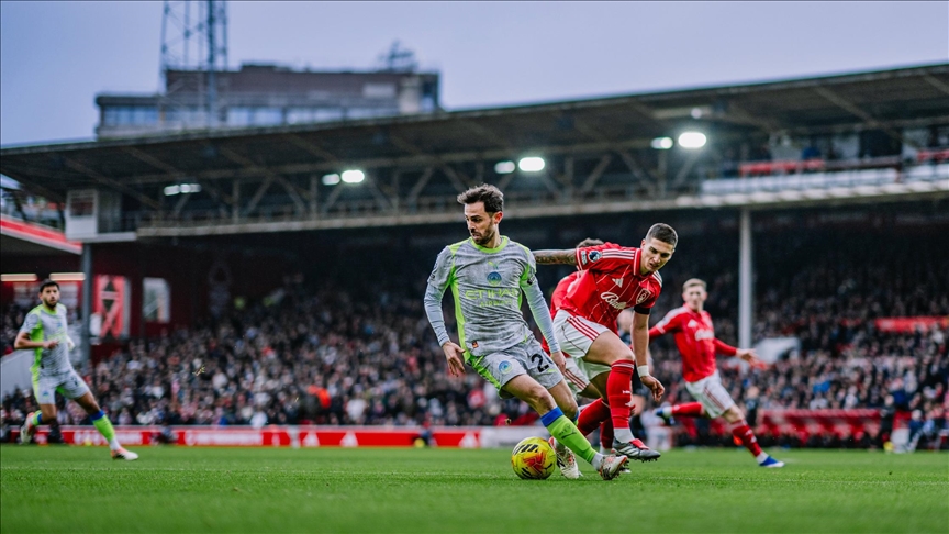قدم.. مانشستر سيتي يتخطى عقبة نوتينغهام فورست بصعوبة