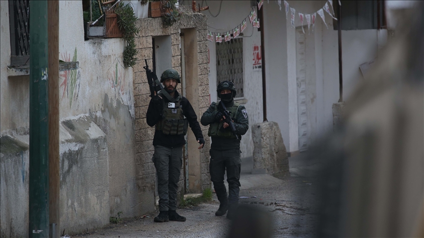 İsrail, işgal altındaki Batı Şeria'da bazı köyleri abluka altına aldı