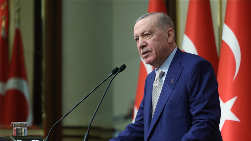 Turkish president commemorates poet of national anthem