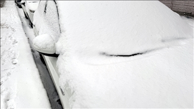 شەپۆلێکی چڕی بەفربارین قەرس و ئەردەخان'ی گرتەوە