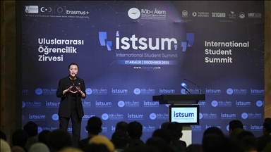 Dijital dönüşümün konuşulduğu "Uluslararası Öğrencilik Zirvesi" sona erdi