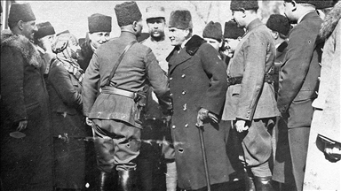 Büyük Önder Atatürk, Milli Mücadele'nin kalbi Ankara'ya 106 yıl önce adım attı