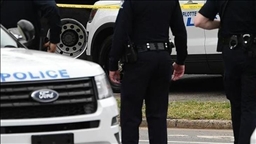 Man killed, 2 officers wounded in shooting during child custody exchange in US