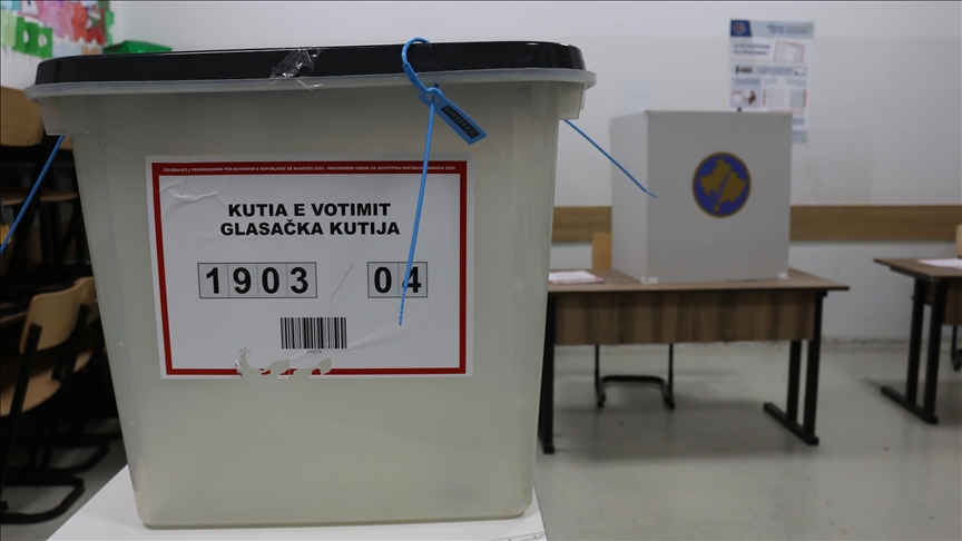 Kosovë, rreth 8 për qind e qytetarëve shfrytëzuan të drejtën e votës deri në ora 11:00