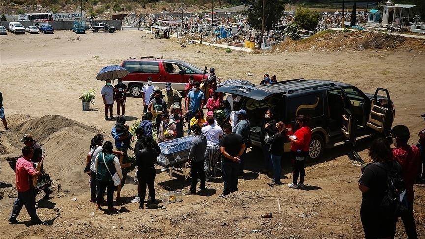 В Гватемале пассажирский автобус сорвался в ущелье, погибли 15 человек