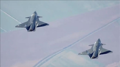 تركيا.. مسيرتا "قزل إلما" تنفذان أول طيران ذاتي متقارب عالميا