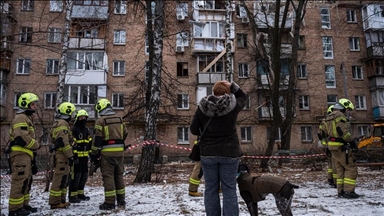 Русија и Украина меѓусебно се обвинуваат за ноќни воздушни напади пред разговорите Трамп-Зеленски