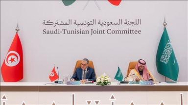 تونس والسعودية توقعان 5 اتفاقيات ومذكرات تفاهم في مجالات مختلفة