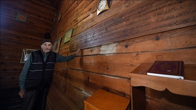 Kastamonu'da 126 yıllık çivisiz cami yıllara meydan okuyor