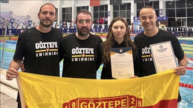 Milli yüzücü Derin Akar, Antalya'daki şampiyonada 11 yıllık Türkiye rekorunu kırdı