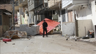 Batı Şeria’da Filistin topraklarını gasbeden İsrailliler, Filistinlilerin mülklerine saldırdı