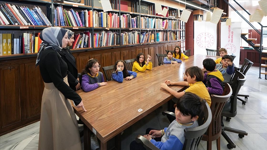 "Kütüphanelerdeyiz" etkinliğiyle öğrenciler okuma kültürüyle buluşuyor