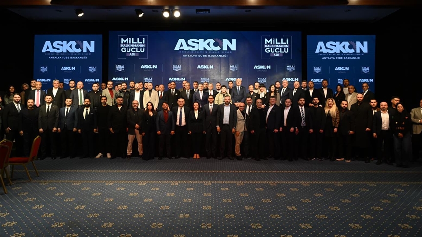 Antalya'daki iş insanları ekonomik işbirliğini değerlendirdi