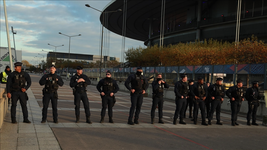 France / Nouvel An : un dispositif de sécurité exceptionnel déployé à Paris et sur l'ensemble du territoire