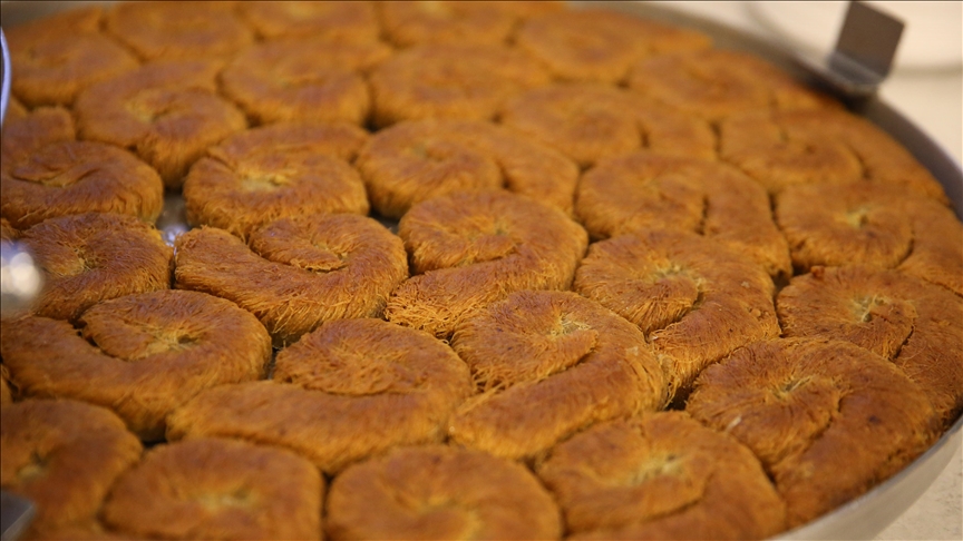 Qedayîfê badayî yê Diyarbekirê yê tescilkirî dê bi tamên patentkirî yên li 7 parêzgehan ra bê cem hev