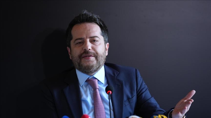 "Futbolda bahis" soruşturması kapsamında gözaltına alınan Erden Timur tutuklandı