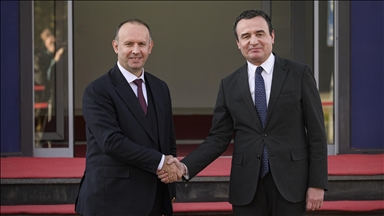 Kryeparlamentari i Maqedonisë së Veriut uron Kurtin për fitoren në zgjedhje