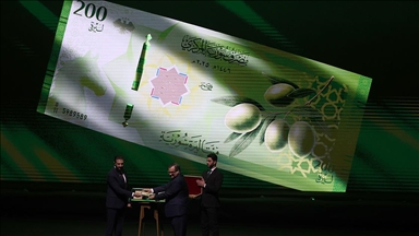 Suriye'nin başkenti Şam’da yeni banknotların tanıtımı yapıldı