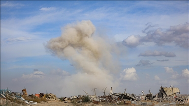 غزة.. الجيش الإسرائيلي يصيب 3 فلسطينيين بقصف مخيم جباليا