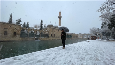 Gola Masiyan a dîrokî ya li Şanliurfayê bi berfê nixûmî